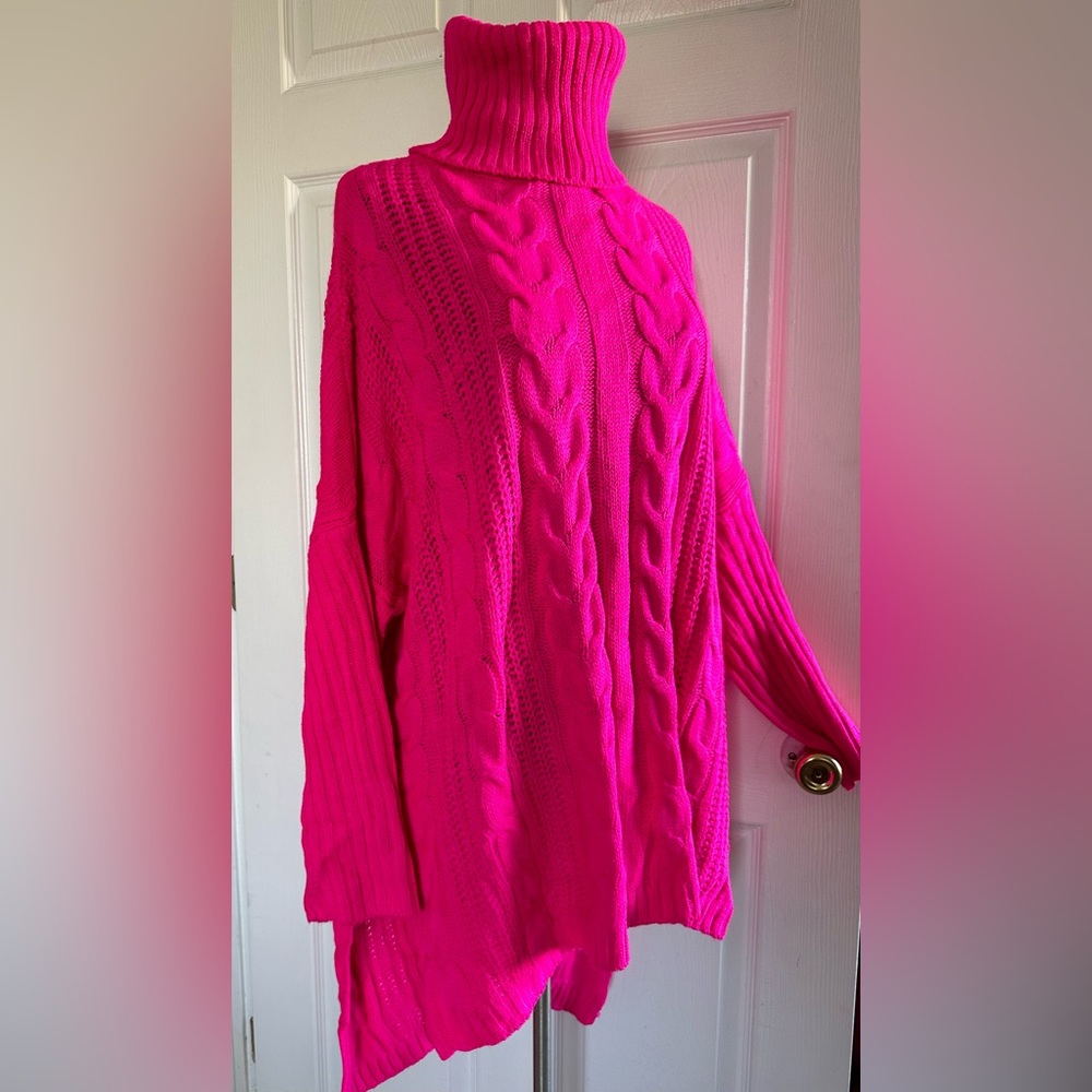 🎀 NWT DAY & NIGHT Oversize Cableknit HiLo Turtleneck Sweater Tunic S/M 🎀🎀